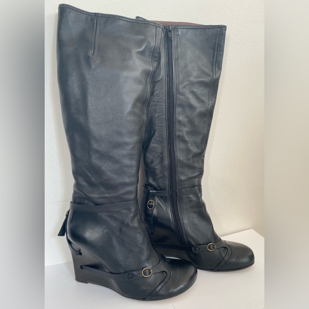 Hard Hearted Harlot black leather knee boot straps wedge buckles size 39 8 8.5